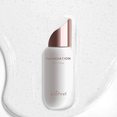 Magical Skin Adapting Foundation