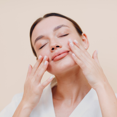 Limpiador facial con Ácido Kójico