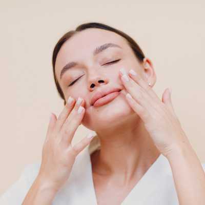 Suero Facial 5 en 1 con Colágeno y Ácido Hialurónico